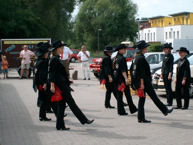 und wieder kehrt Marsch.