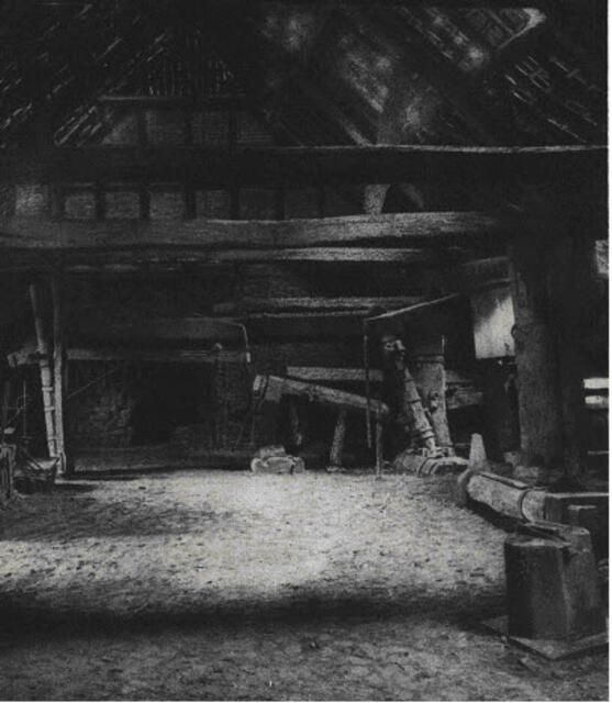 Diese Aufnahme aus dem Jahre 1915 zeigt einen jetzt völlig zerstörten Eisenhammer zu Dalbenden im Urfttal