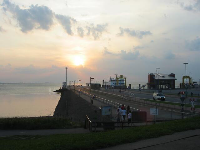 Sonnenuntergang über der Mole