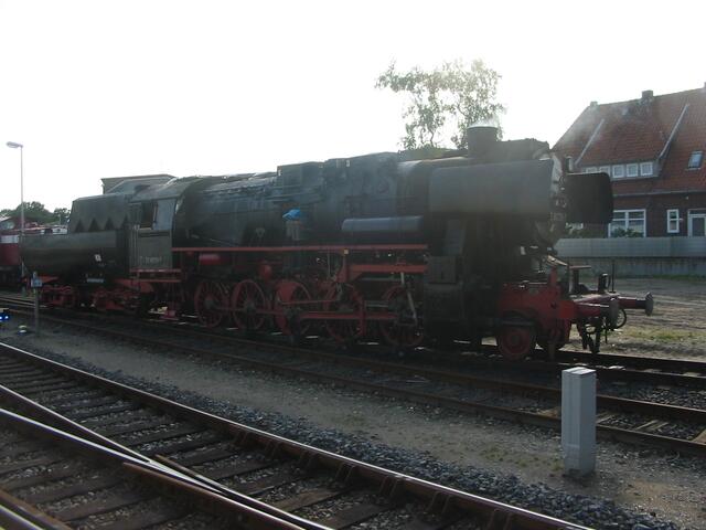 528079 schon wieder unter Dampf in Niebüll
