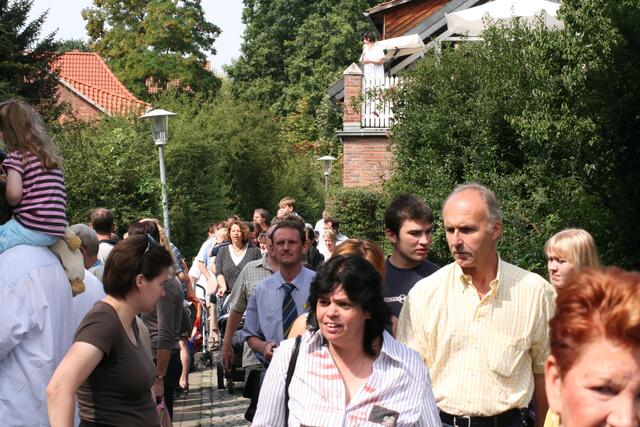 Was wollen die Menschen hier eigentlich?