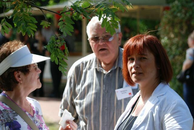 E. Böker ( stellv. bürgermeisterin ), W. Scholz ( SPD Berenbostel ), C. Marks ( SPD-MdB )