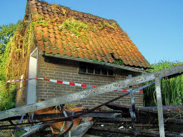 Viel altes Heu und Unrat waren im Gebäude