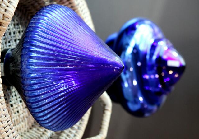 Blauer Tischschmuck