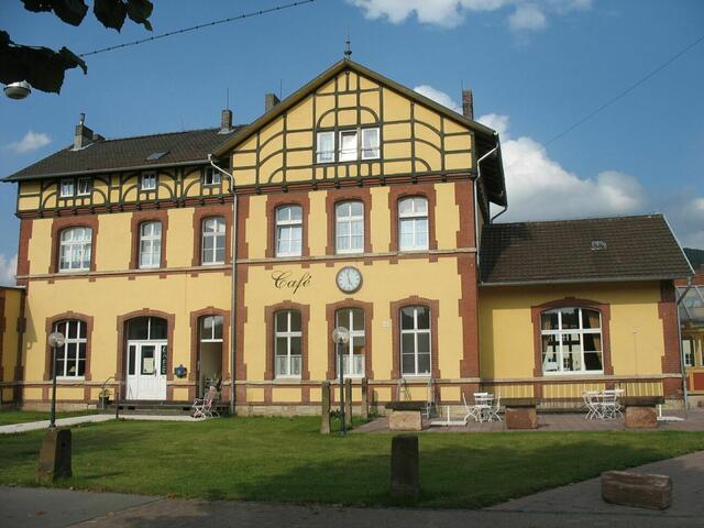Im Bahnhof Wanfried ist ein Altenwohnheim.