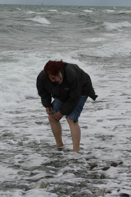 ... und die Wassertemperatur testen