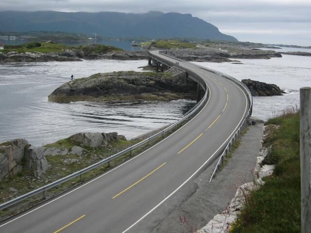 Atlantikstrasse. Von einer Insel zur Anderen.