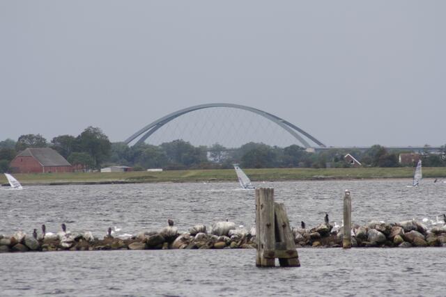 Blick zur Brücke