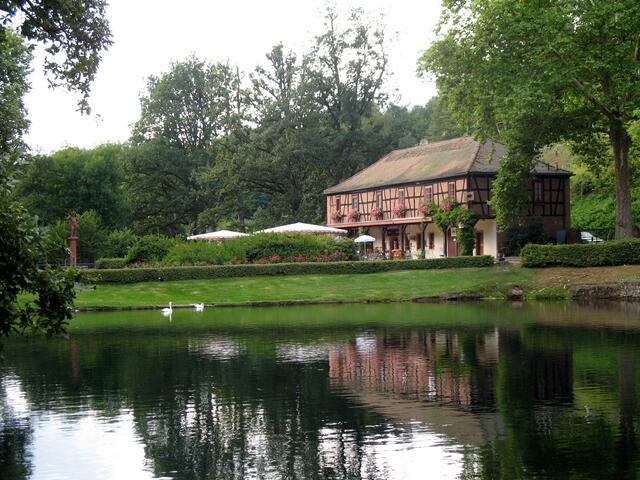 Großer Teich vorm Schloss