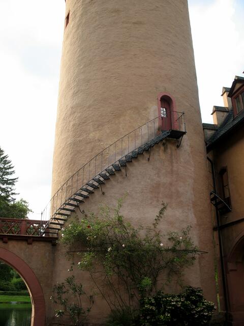 Turm mit Treppe
