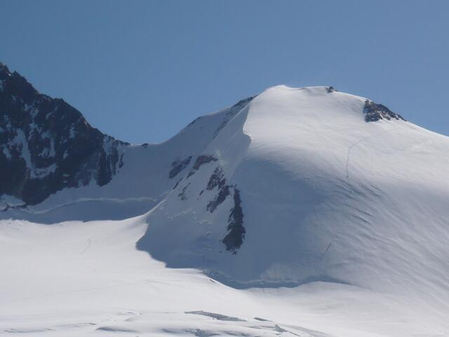 Nächstes Ziel, der Naso (4272 m) unterm Liskamm