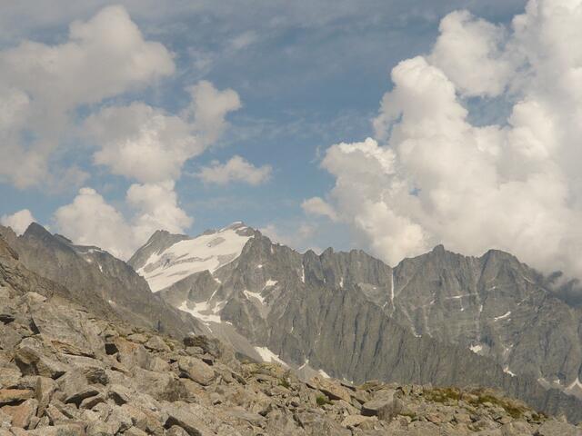 Die Presanella (3556 m), höchster Berg derAdamello-Gruppe