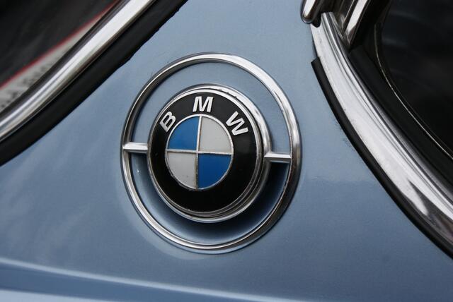 Emblem an der C-Säule