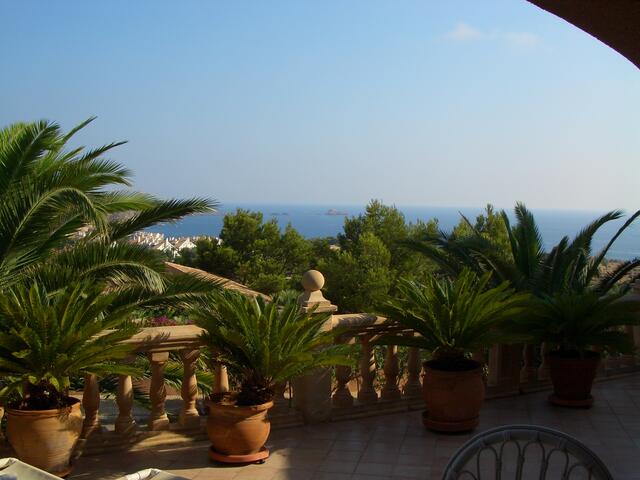 Ein wundervoller Überblick über die gesamte Bucht von Santa Ponsa...hier durfte ich wohnen und ein paar Tage Urlaub genießen