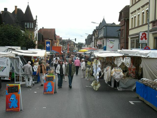 Viel Betrieb auf dem Schmaadlecker-Markt