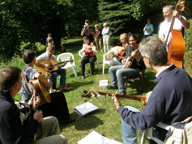 Bluegrass-Jam mit  Musikern aus CH, A und D