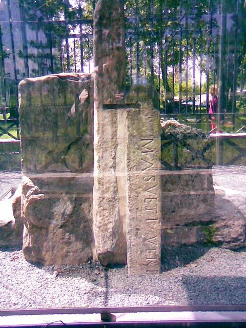 Herzogstuhl aus Seitenansicht