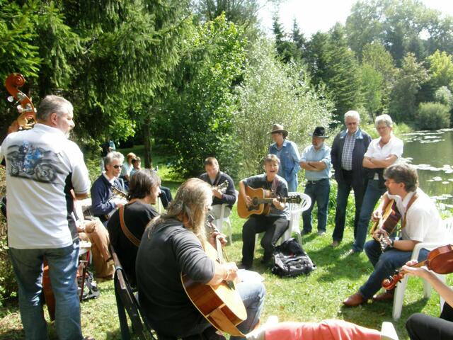 Internationale Jam Session am Birkenriedweiher