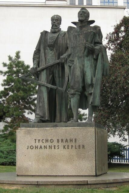 Denkmal an die Astronomen Johannes Kepler und Tycho Brahe