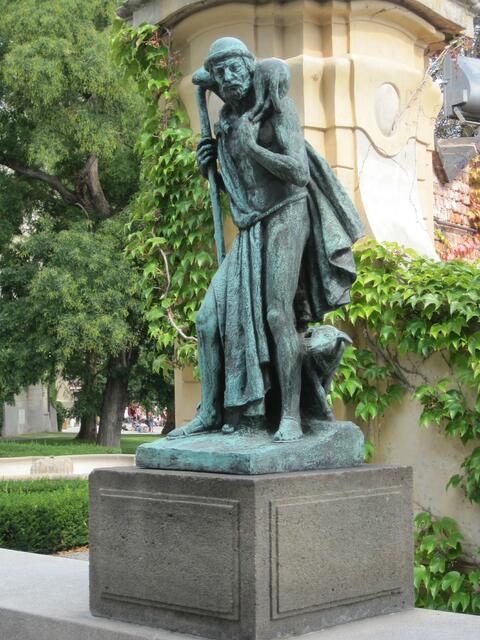 Statue im Südgarten