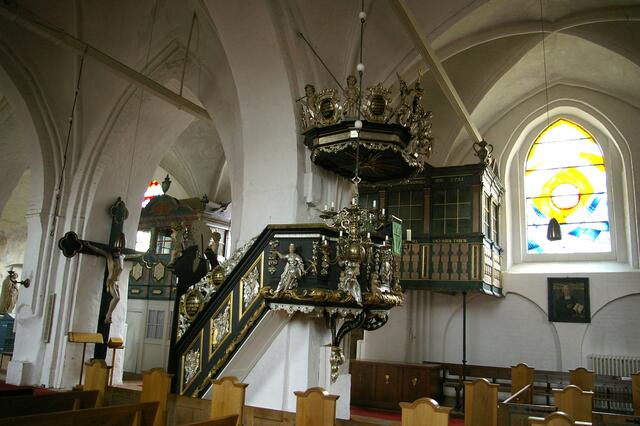 Blick zur Kanzel von 1727