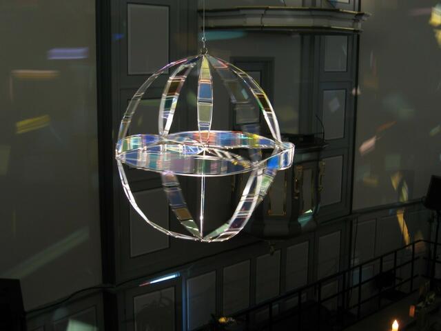 Lichterspiel in der Kirche