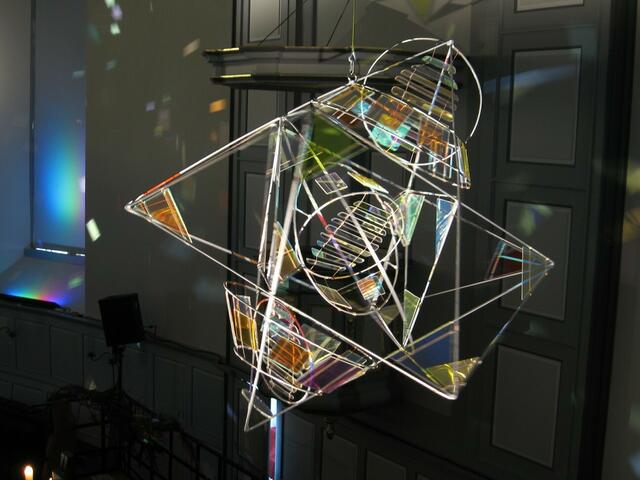 Lichterspiel in der Kirche