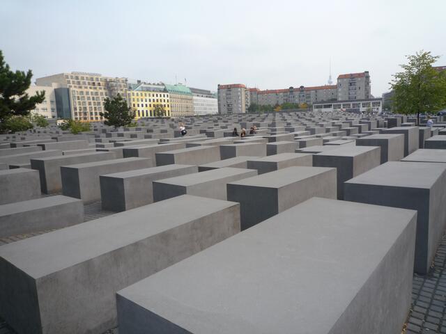 ... mitten im pulsierenden Leben ein Ort der Besinnung ...