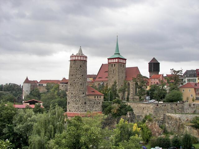 nun ein vierfacher Blick von der Friedensbrücke (über der Spree)