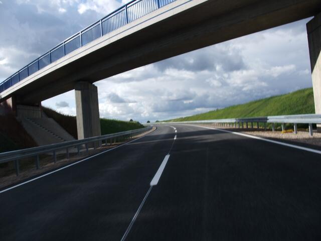 Überführung des Wirtschaftsweges Mühlenweg