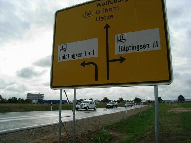In einem Autokorso ging es nach der Freigabe zur Sorgenser Mühle, wo eine kleine Feier zu diesem großen Ereignis stattfand.