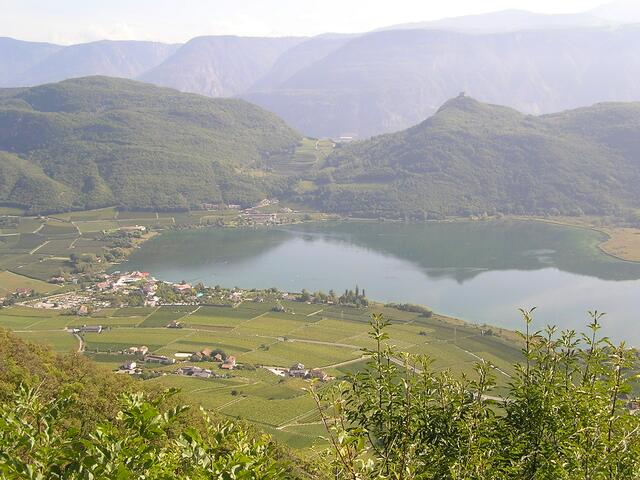 der Kalterer See von oben