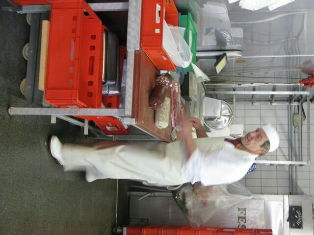 Cappo schweißt Wurst und Fleischwaren ein.