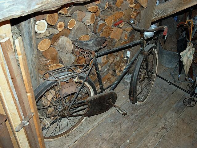 Und wenn dann mal Ferien sind, nimmt man das Fahrrad und ... >>>