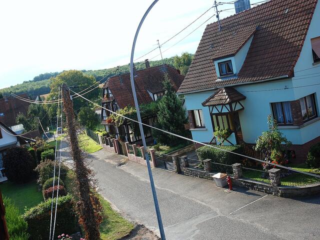 Blick über das Dorf Oberkutzenhausen