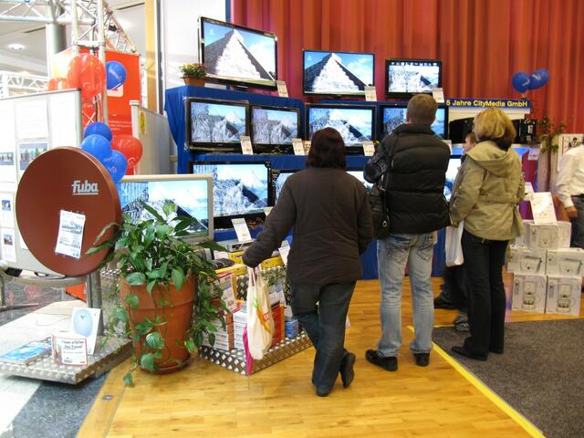 Viele Fernseher gibts bei Euronics