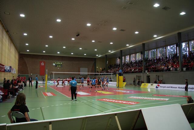 Sporthalle Heinrich-Mann-Allee (Foto: Gerhard Pohl)