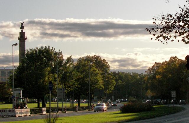 Waterlooplatz gegen das "untergehende" Licht