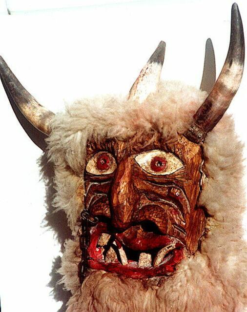 Ein selbergebastelter Krampus aus Passau