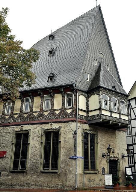 Das "Brusttuch": Ein kleines Grandhotel