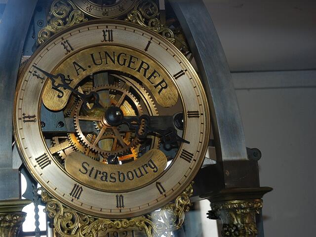 Und noch eine Uhr: mein Mann hat sie auf dem Weg hinauf auf den Glockenturm des Münsters fotografiert.