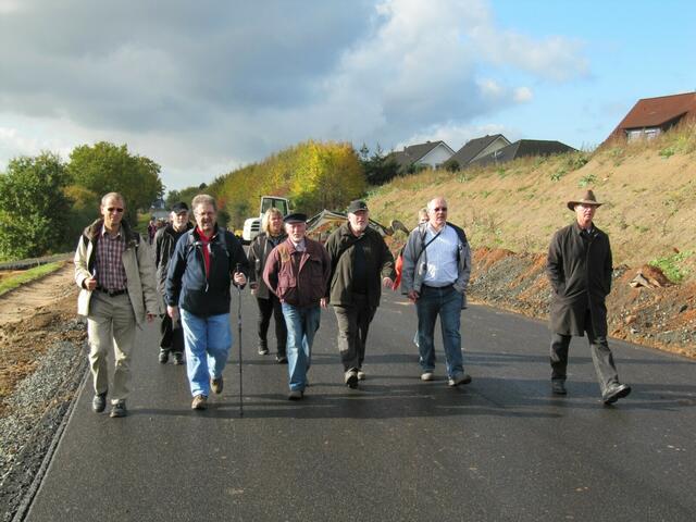 Wanderung auf der B454