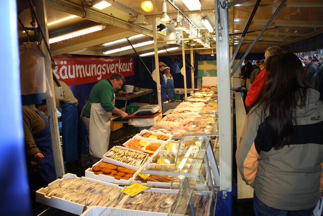 ...is ja schliesslich Räumungsverkauf