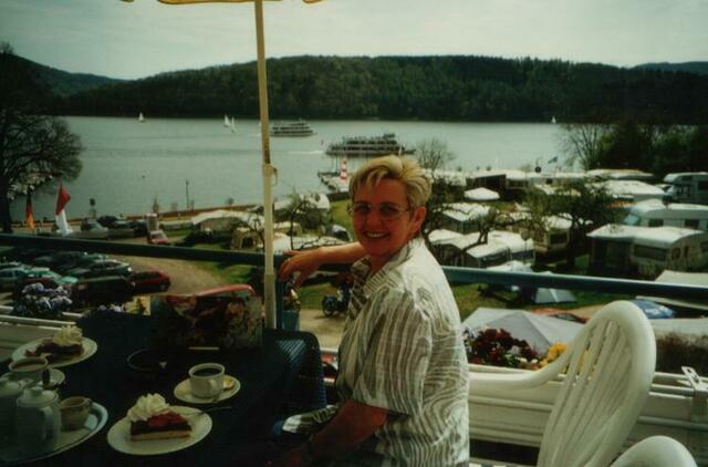 eine Kaffeepause mit Blick auf den Edersee