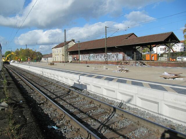 Am Bahnhof wird noch gearbeitet.