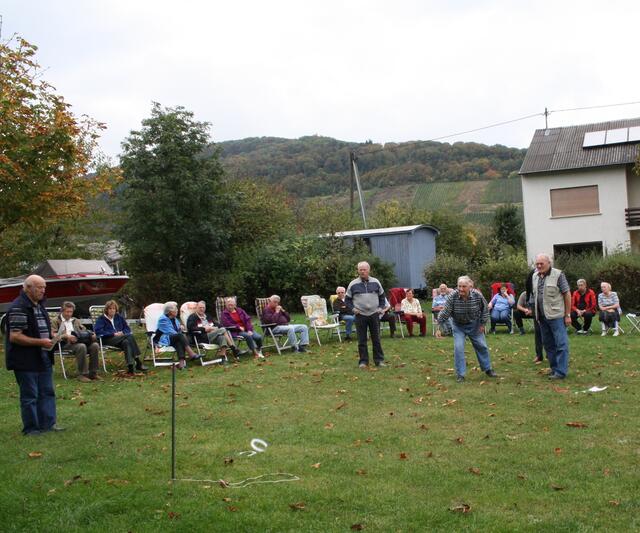 Legt sich das Hufeisen direkt um den Stab gibt es die meisten Punkte