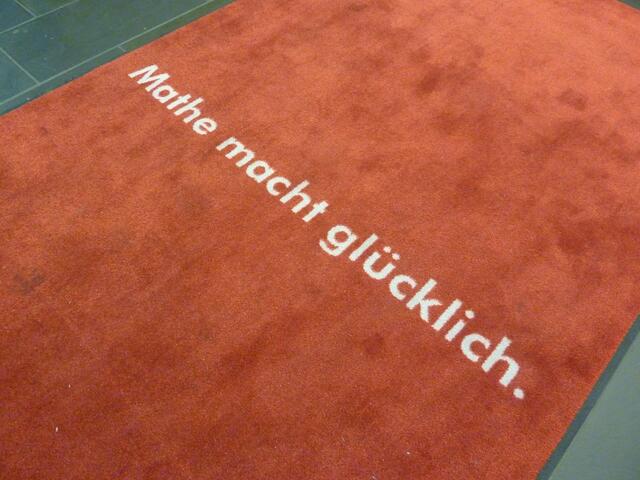 Kunst macht auch glücklich. Nicht-Kunst-als-Kunst macht unglücklich.