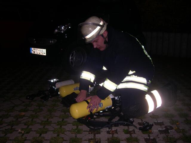 ...Atemschutz wieder fertimnachen...