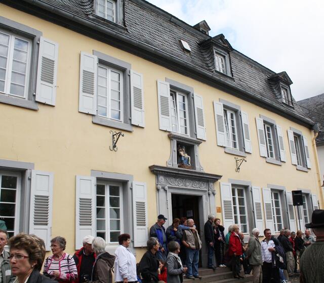 Warten auf den Umzug