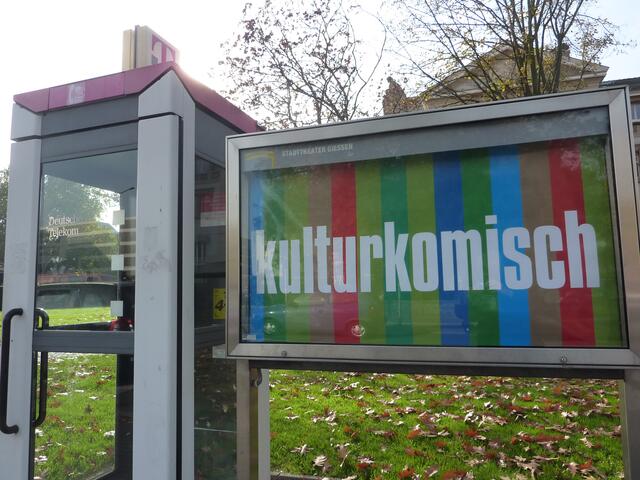 R/Evolutionäres Readymade in Gießen. (4-11-09.W.H./a&s)